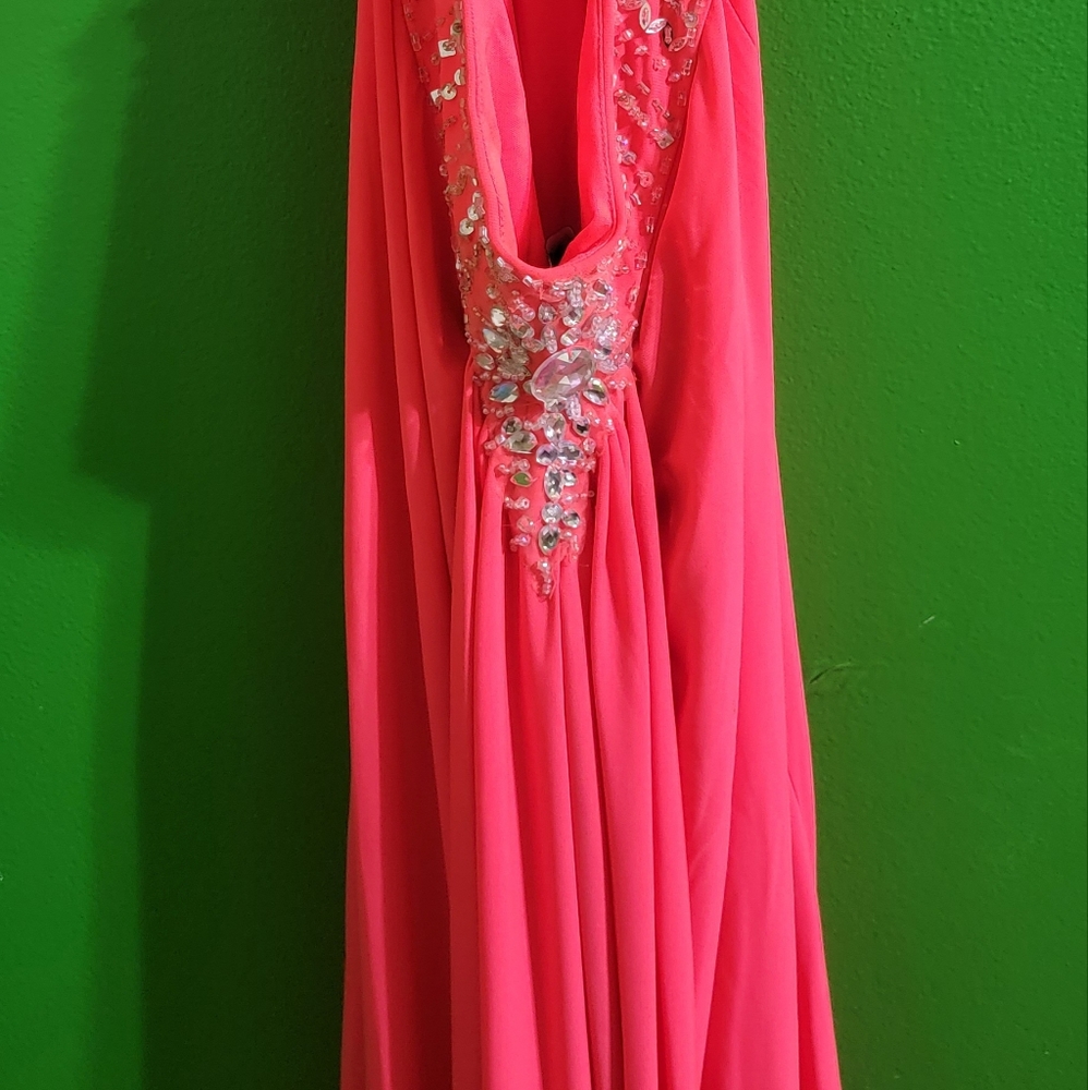 Stunning hot pink prom bridesmaid dress from Cachet - Picture 4 of 10